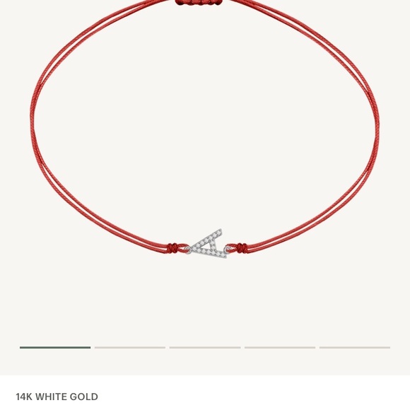 Magali String of Love Diamond Initial Letter V
Bracelet,75% Reduced - Picture 6 of 6